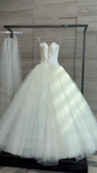 Timeless Sweetheart Neck Ball Gown Long Wedding Dresses Tulle White Bridal Gowns Sleeveless Bridal Dresses HZ1121