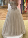 Beautiful Ball Gown Strapless Sleeveless White Tulle Pleated With Pearls Beads Wedding Dress Modest Wedding Dresses Princess Wedding Gowns HZ1121